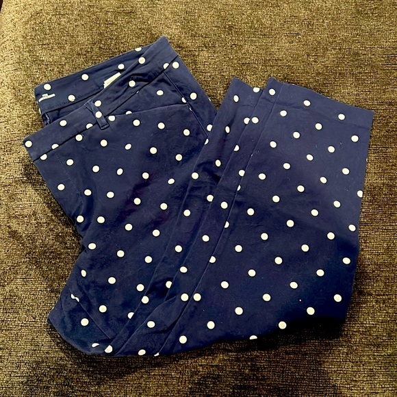 Old Navy Pixie Pants - Picture 2 of 5